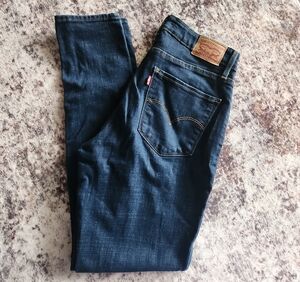 Levi's Women's High Rise Skinny Blue Jeans